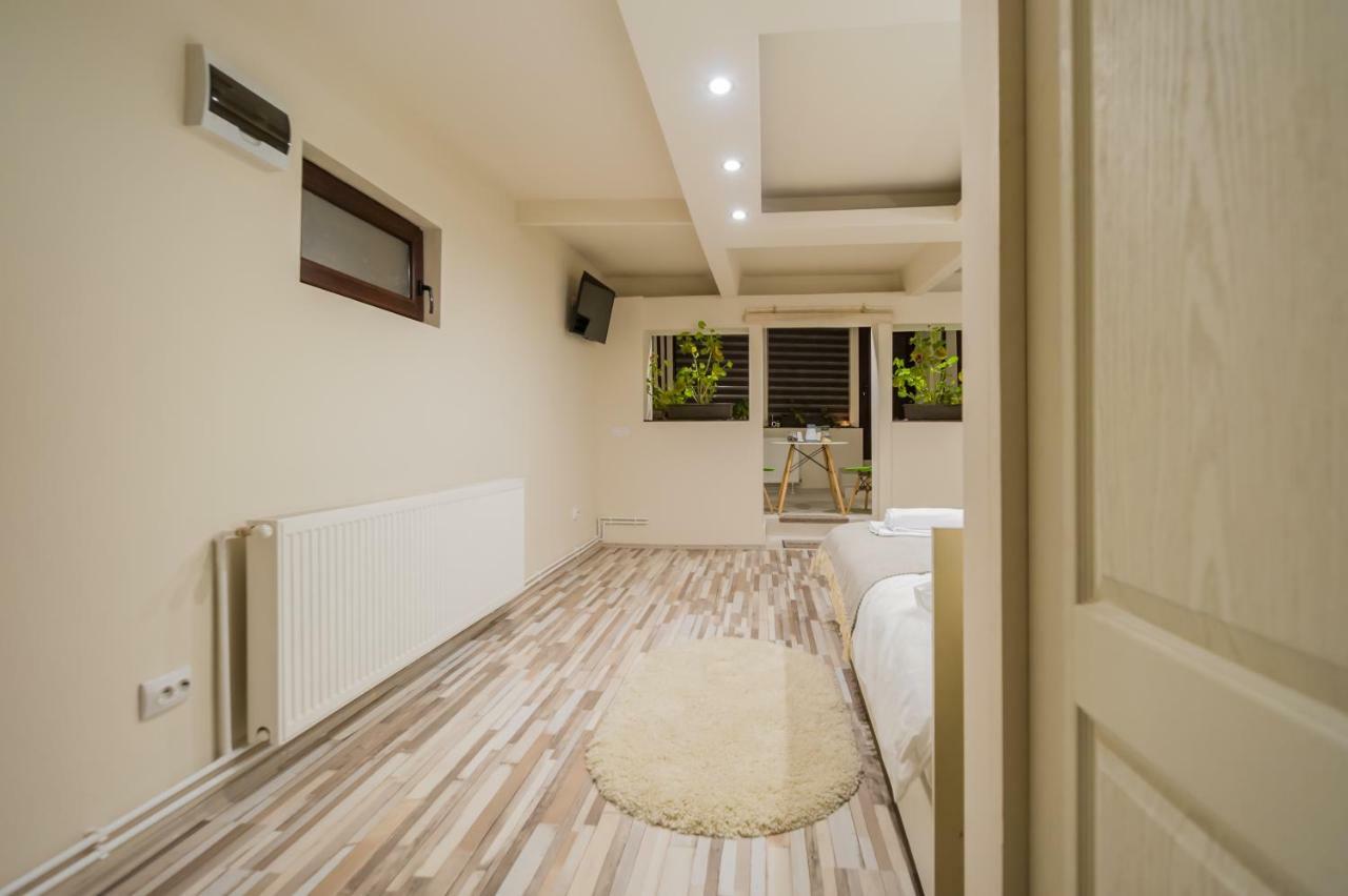 Geppetto'S Studio Μπρασόβ Εξωτερικό φωτογραφία